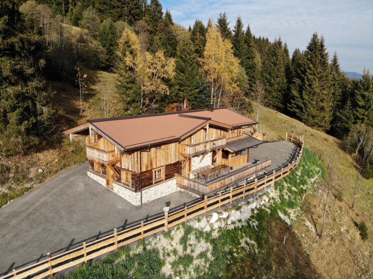 Almhuette Lengau Chalet